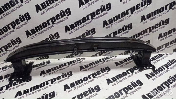 Усилитель бампера передний Volkswagen Passat Cc