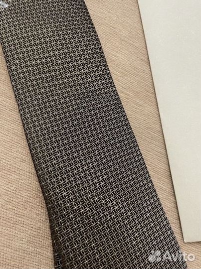 Галстук Brioni новый в упаковке