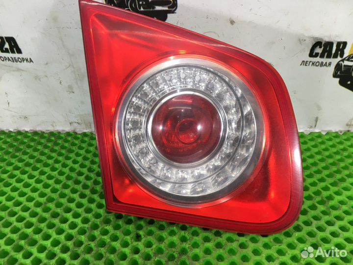 Фонарь задний внутренний левый L Volkswagen Jetta
