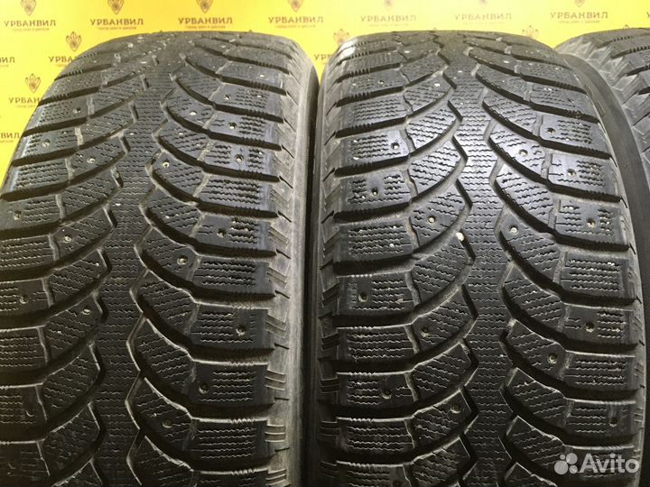 Bridgestone Blizzak Spike-01 235/55 R18 104T