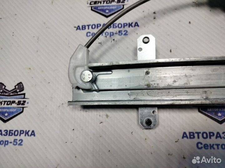 Стеклоподъемник задний правый Nissan X-Trail T30