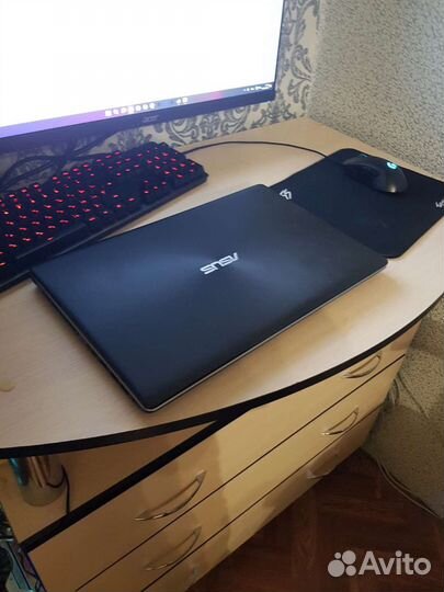 Хороший ноутбук Asus X550C