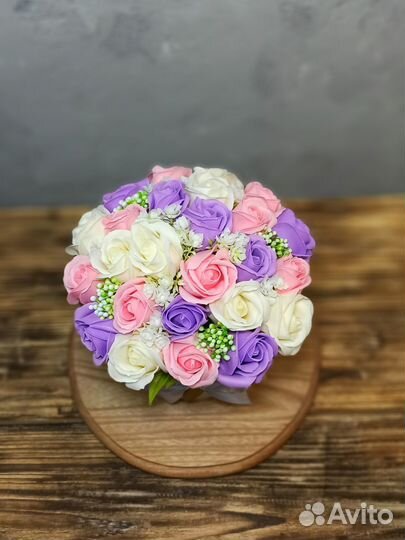 Букеты из пенных роз