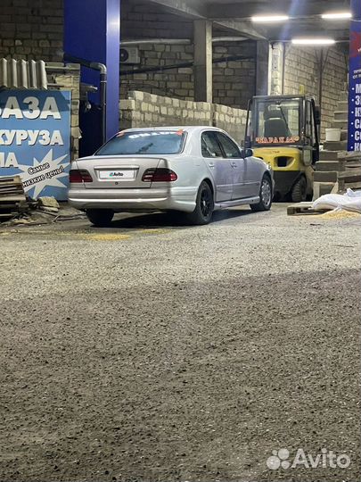 Mercedes-Benz E-класс 2.8 AT, 1999, 300 000 км