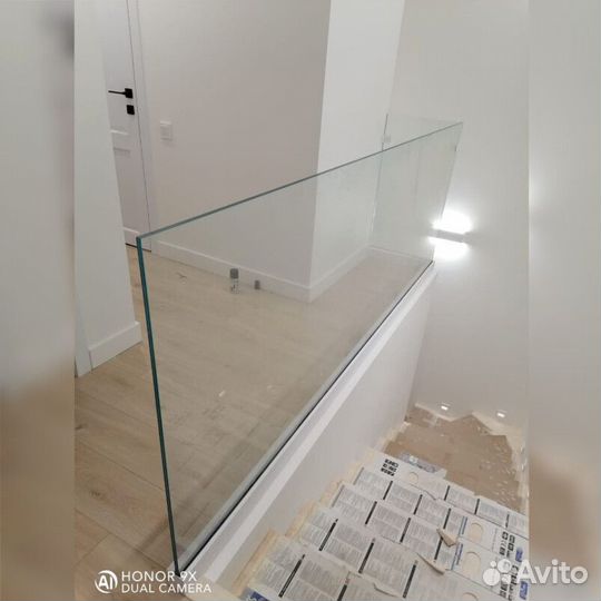 Стеклянные перила для лестниц