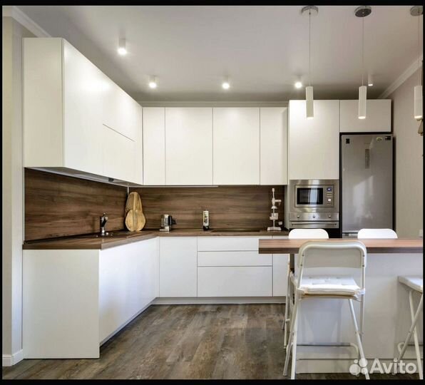 Кухня под потолок под ключ