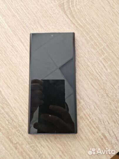 Samsung Galaxy S22 Ultra, 12/256 ГБ