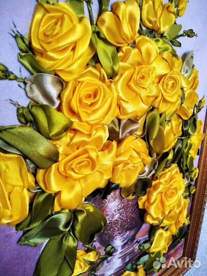 Картина из атласных лент