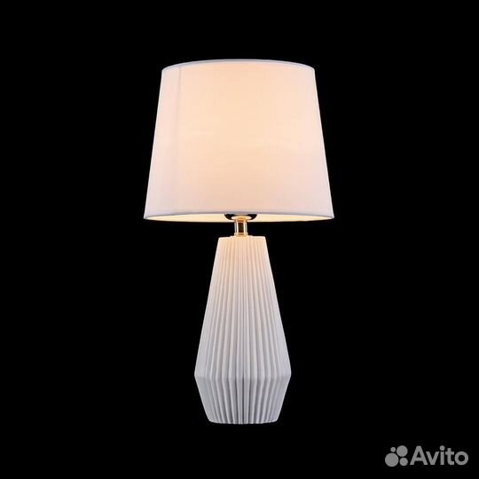 Светильник настольный металлический и текстильный