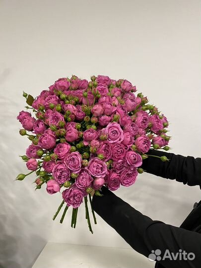 Букет из кустовой розы мисти баблз