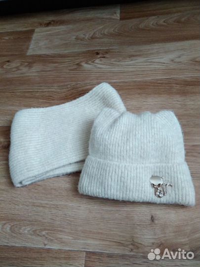 Шапка осенне-зимняя и снуд р. 52