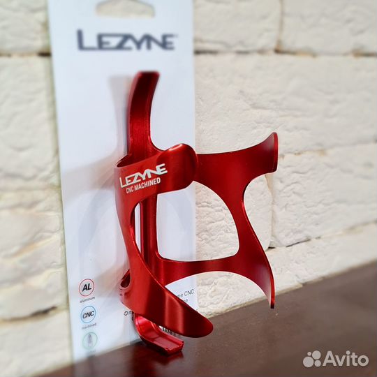 Флягодержатель Lezyne CNC Cage Red
