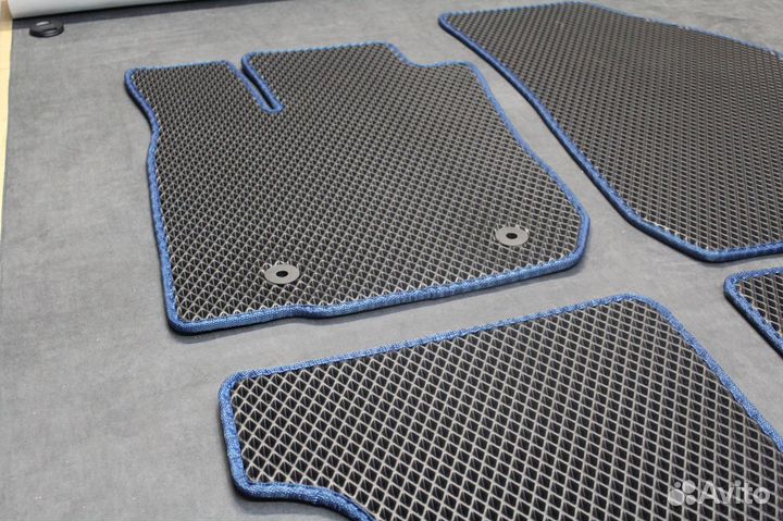 Автоковрики EVA для LADA Largus 2012-2020