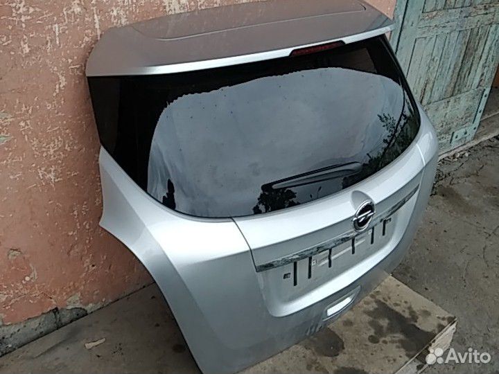 Крышка багажника Opel Mokka