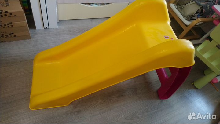 Горка пластиковая детская желто/фиолетовая