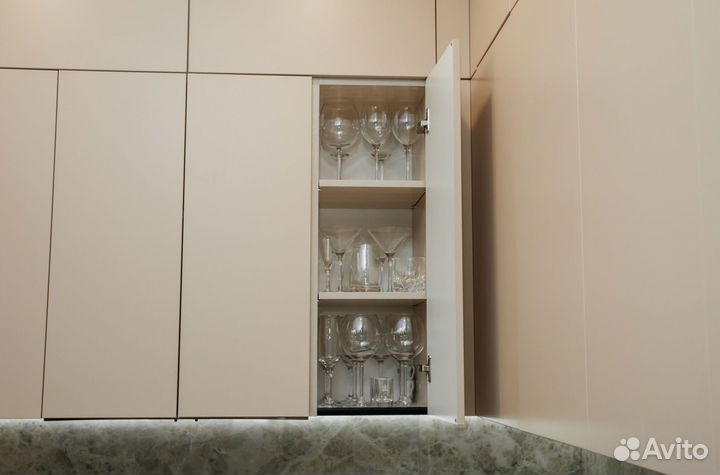 Кухонный гарнитур. 14 дней. Heдopoгo