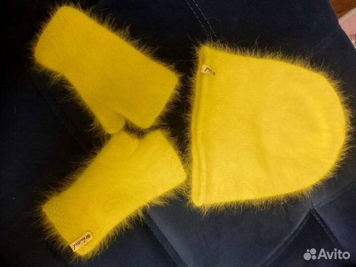 Шапка и митенки