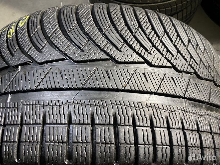 Michelin Pilot Alpin PA4 265/35 R20 99V
