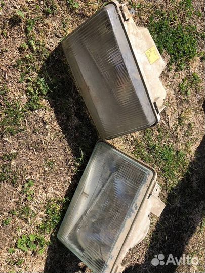 Фара на газель