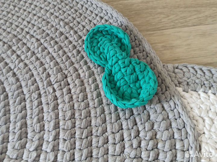 Коврик для детской из пряжи Мишка Тедди