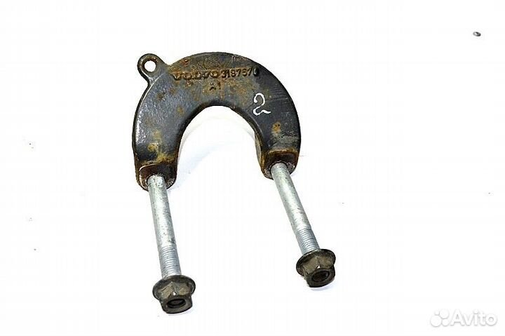 Кронштейн реактивной тяги, переднего моста, правый