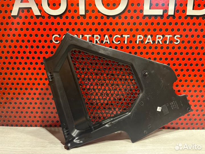 Пластик моторного отсека Bmw 3 G20 2021