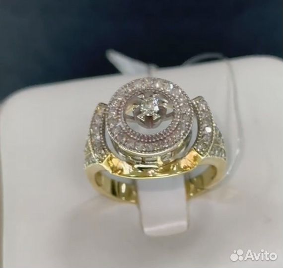 Золотое кольцо с бриллиантами