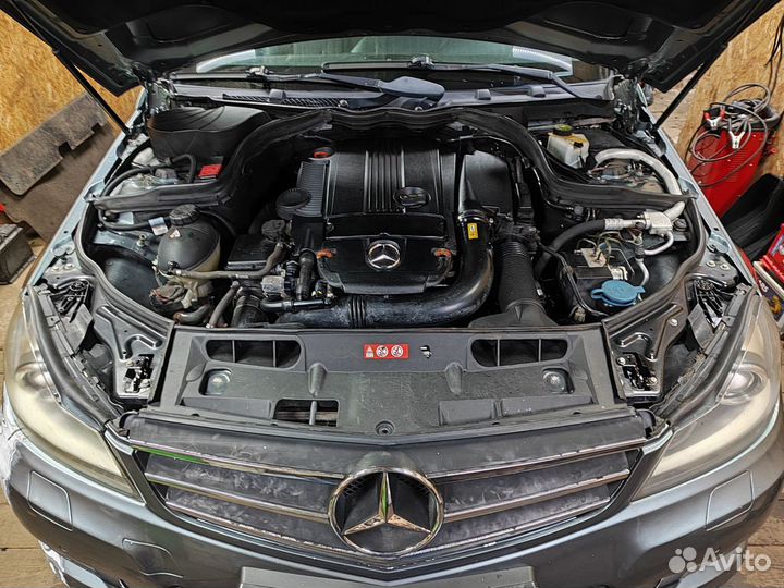 В разборе Mercedes-benz w204 AMG пакет
