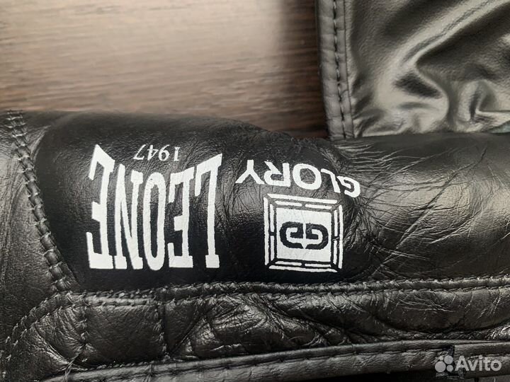 Боксерские перчатки leone glory