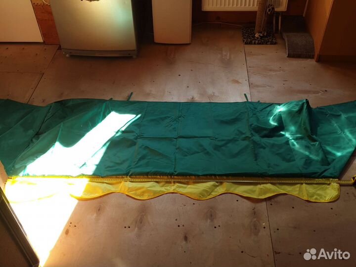 Скатерть стола торговой палатки