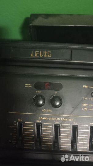 Музыкальный центр