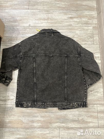Джинсовая куртка L новая