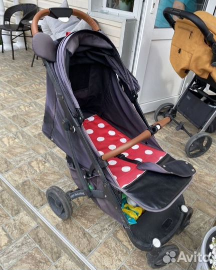 Прогулочная коляска