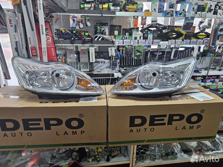 Фара левая или правая Ford Focus 2