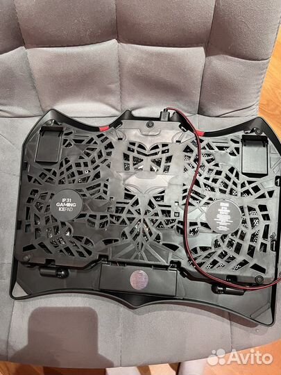 Подставка с охлаждением для ноутбука Stim IP31