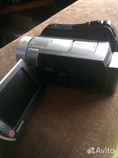 Видеокамера Sony DCR-SR220E