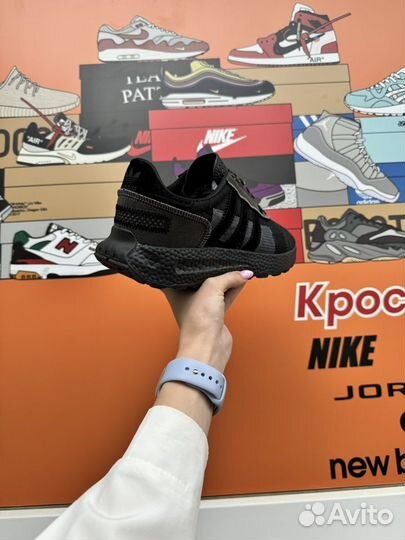 Кроссовки Adidas Retropy E5