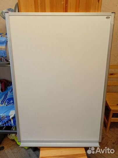 Магнитно маркерная доска