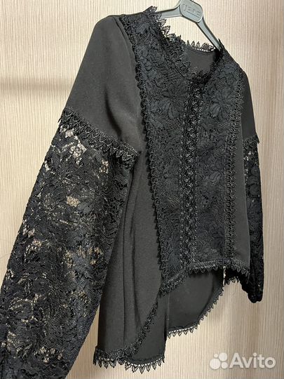 Кофта с кружевом