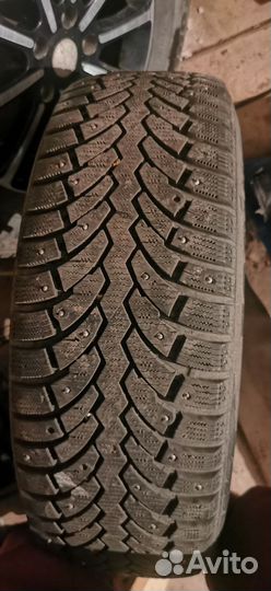 Pirelli Formula Ice 215/70 R6.5