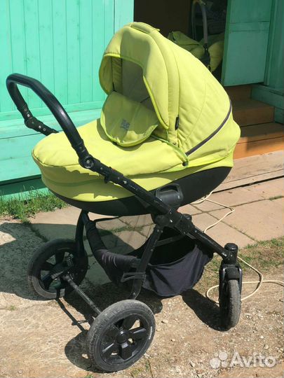Прогулочная коляска, переноска, ванночка
