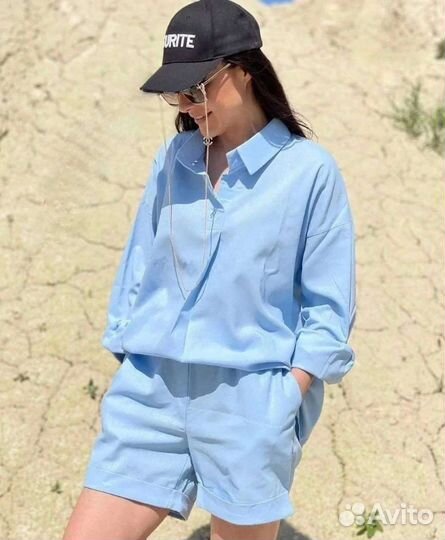 Костюм женский