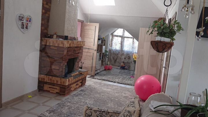 3-к. квартира, 140 м², 3/3 эт.