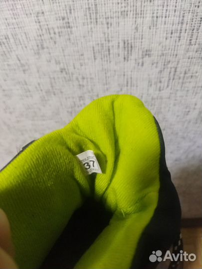 Лыжные ботинки детские 37 размер