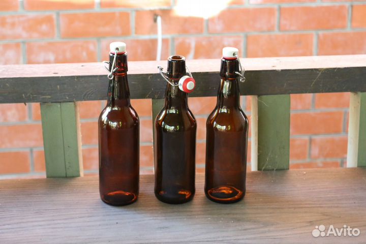 Стеклянная бутылка с бугельным замком б\у