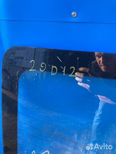 Стекло заднее для Mazda 3 2003-2009