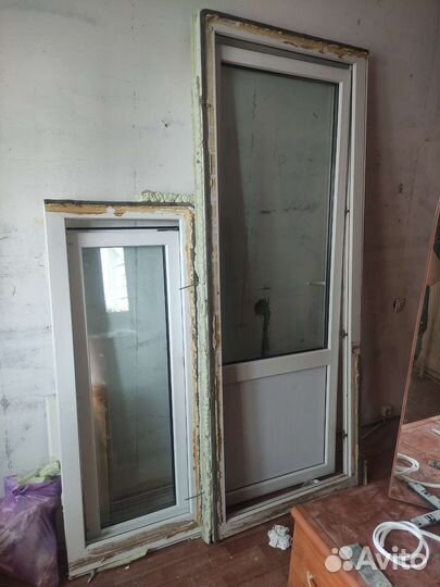 Оконный блок с балконной дверью