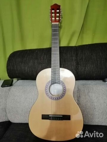 Акустическая гитара