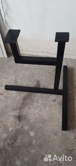 Стойка для ошиповки шин