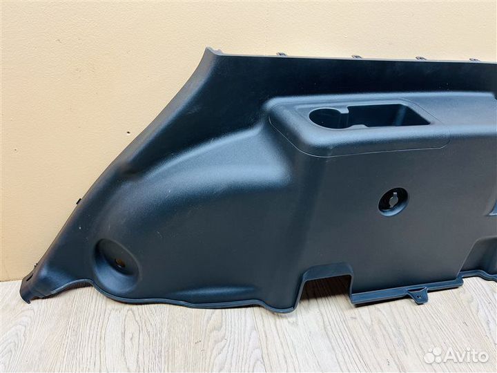Обшивка багажника правая Chery Tiggo 8 Pro